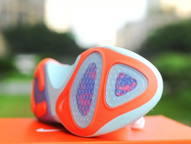 Nike Joyride —— 跑出不止一“点”乐子