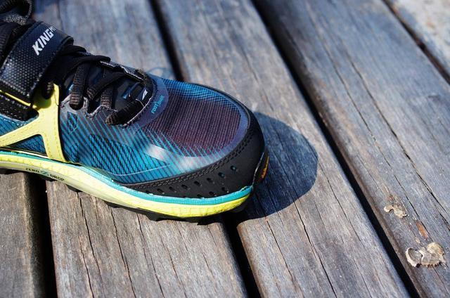 正是环肥燕瘦——手里的4双越野跑鞋小横评