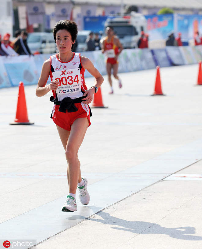 顶尖女子马拉松运动员的训练和备赛