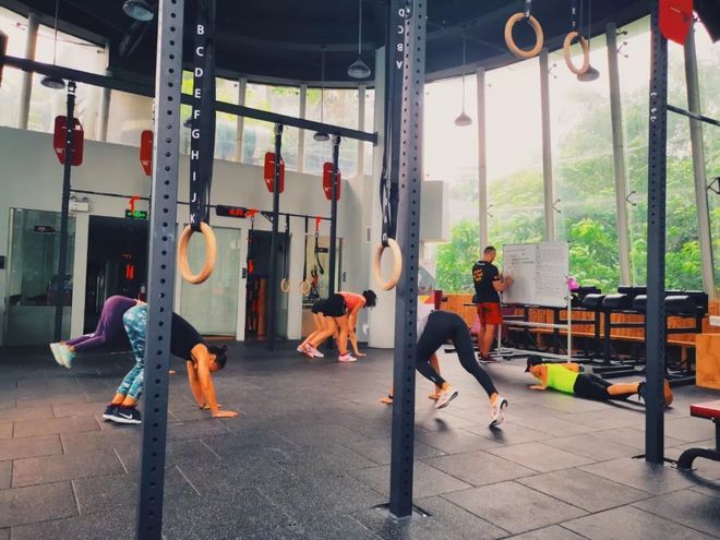 隔着耳朵与海浪谈恋爱——韶音Xtrainerz骨传导游泳耳机