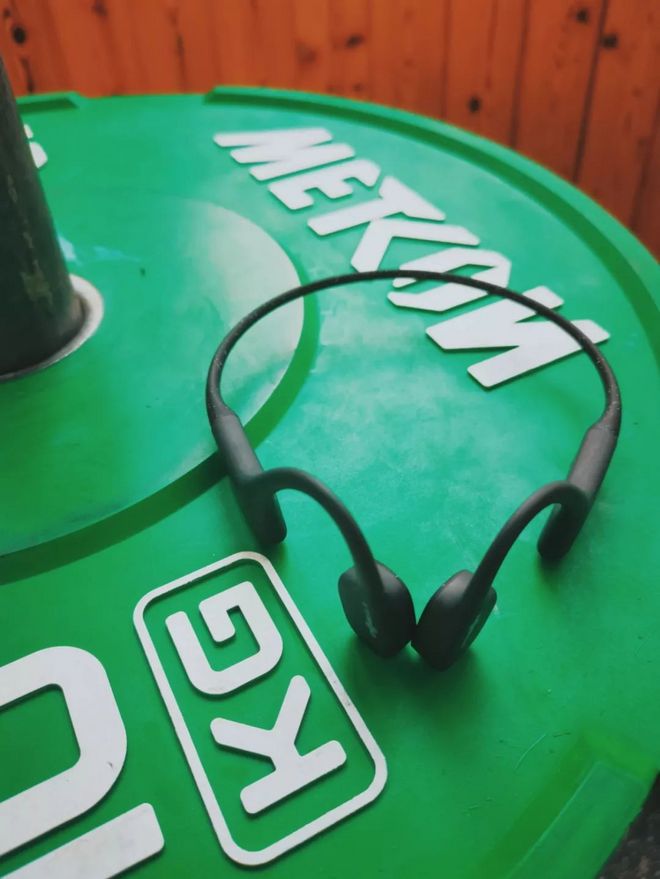 隔着耳朵与海浪谈恋爱——韶音Xtrainerz骨传导游泳耳机