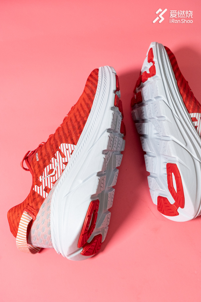 开箱 | 初心回归 HOKA ONE ONE RINCON