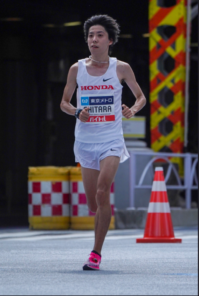 勇猛、隐忍、遗憾 日本马拉松的武士之魂