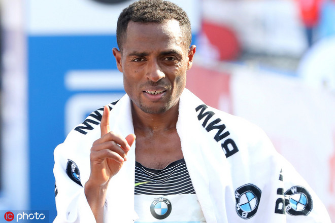 莫·法拉大北跑六连冠 | 跑圈十件事