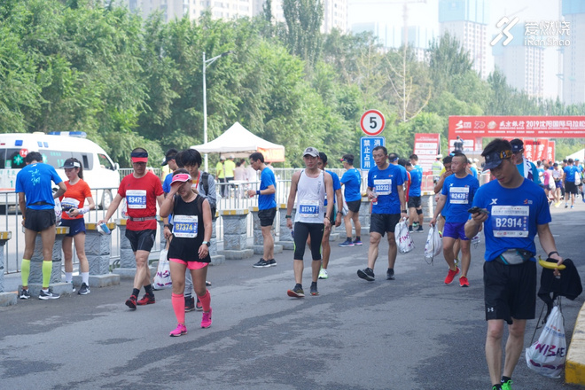 沈阳国际马拉松 与祖国一起奔跑