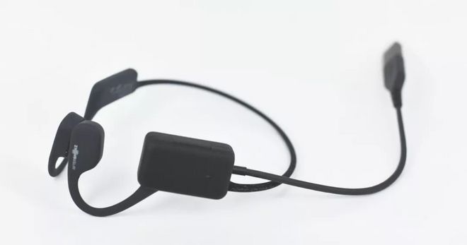 隔着耳朵与海浪谈恋爱——韶音Xtrainerz骨传导游泳耳机