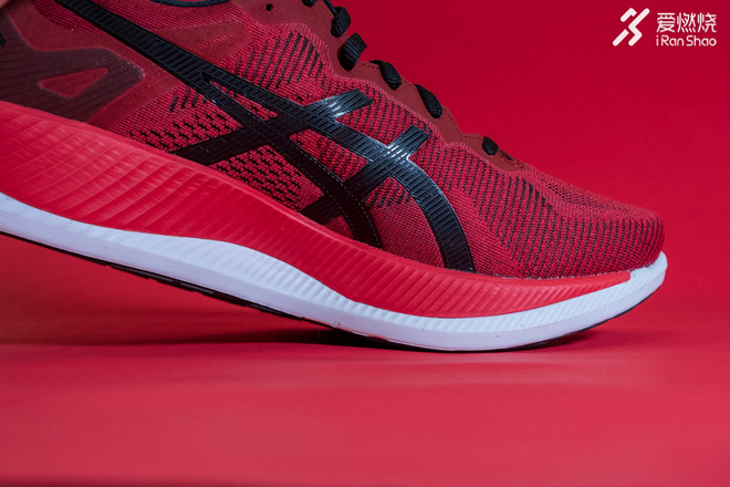 开箱 | 激发潜能 突破不止 ASICS GLIDERIDE