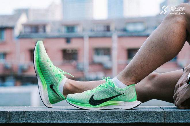 跑鞋 | Nike Zoom Pegasus Turbo 2 疾速领跑员
