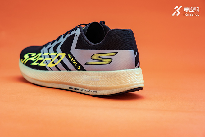 跑鞋 | 隐藏的尖峰时刻 Skechers GOrun Razor 3 Hyper