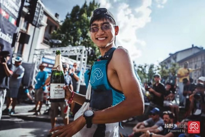 人物 | 罗灿华 为野而生