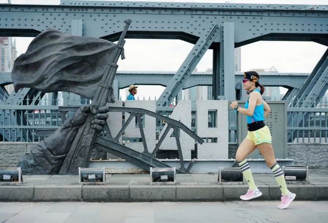 隔着耳朵与海浪谈恋爱——韶音Xtrainerz骨传导游泳耳机