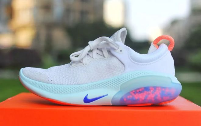 Nike Joyride —— 跑出不止一“点”乐子