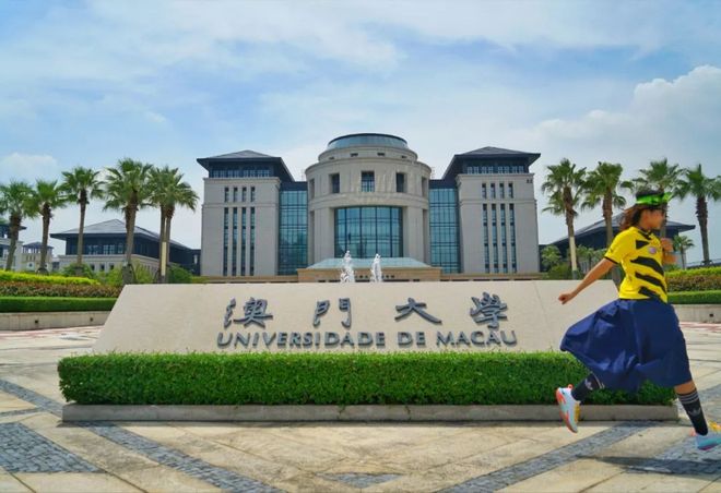 隔着耳朵与海浪谈恋爱——韶音Xtrainerz骨传导游泳耳机