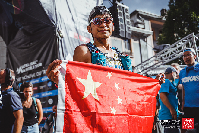 百英里12小时超马纪录双双告破 | 跑圈十件事