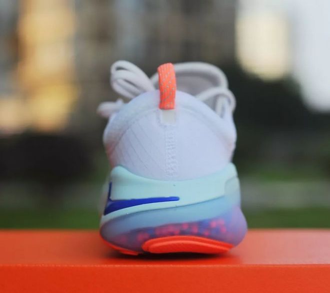 Nike Joyride —— 跑出不止一“点”乐子