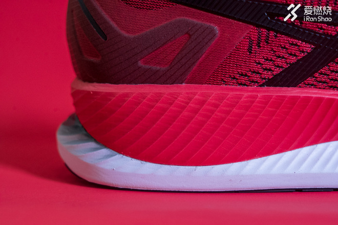 开箱 | 激发潜能 突破不止 ASICS GLIDERIDE