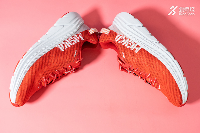 开箱 | 初心回归 HOKA ONE ONE RINCON