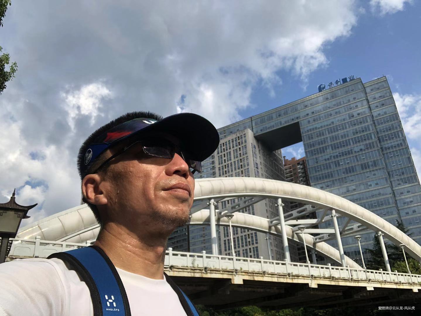 山峦在呼唤我，我必须往哪儿走！记2019百里杜鹃第三届越野跑挑战赛！