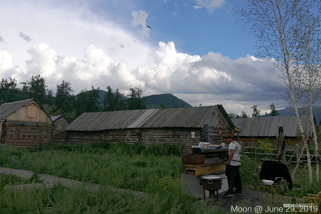 纵情奔跑在鲜花盛开的诗意远方｜2019喀纳斯超级越野赛