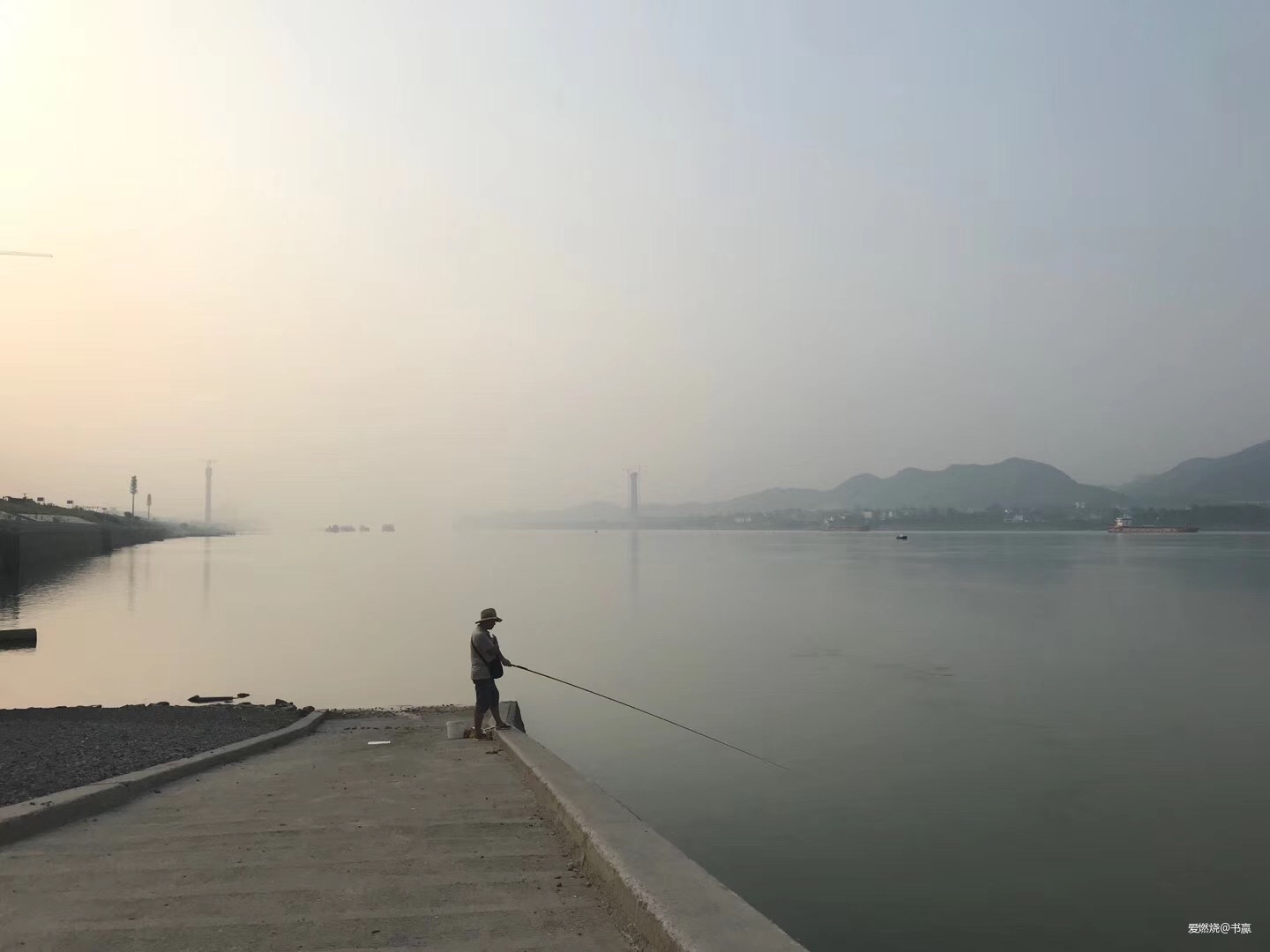 神农见首不见尾