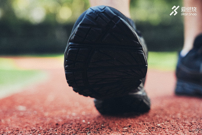 评测 | 精益求精，更胜往昔Mizuno Wave Rider 23