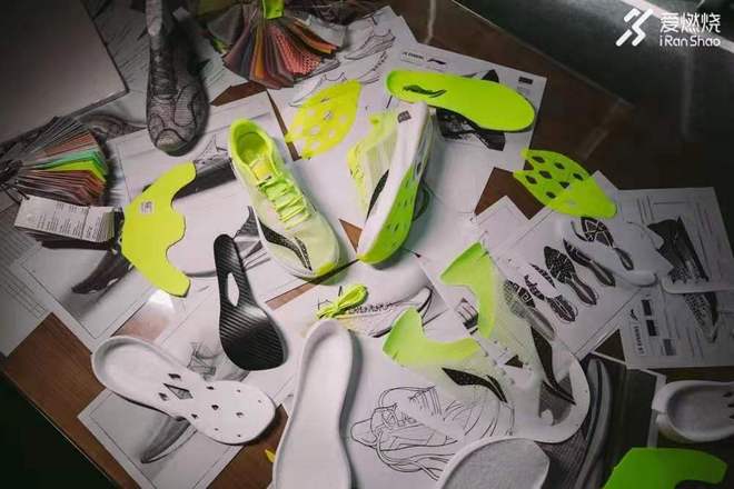 碳板跑鞋未来会被禁还是成为主流？