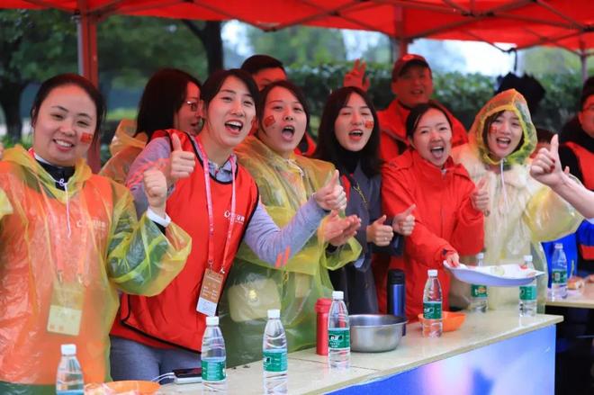 2019长沙国际马拉松雨中火辣开跑！驰骋一江两岸，感受星城巨变！