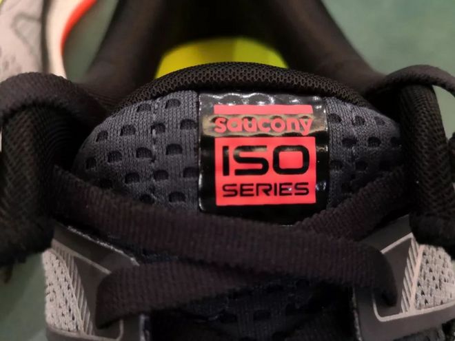 全新胜利,载誉归来-Saucony Triumph Iso5跑鞋开箱评测