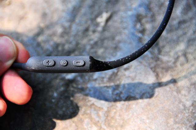 用音乐对抗疲劳，韶音Xtrainerz运动骨传导耳机体验