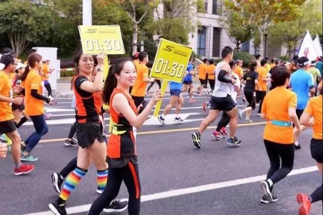 【上马10K】10公里精英赛小马达招募&装备领取攻略火热上线，还有斯凯奇SKECHERS为你准备的福利！