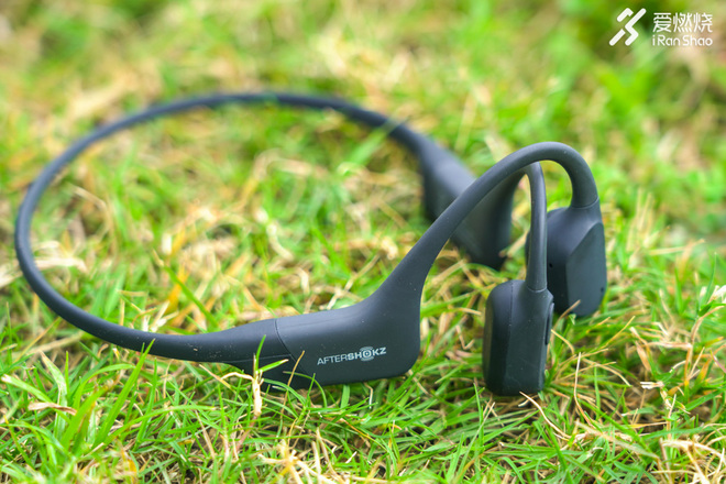 跑步时，我们需要什么样的音乐耳机？