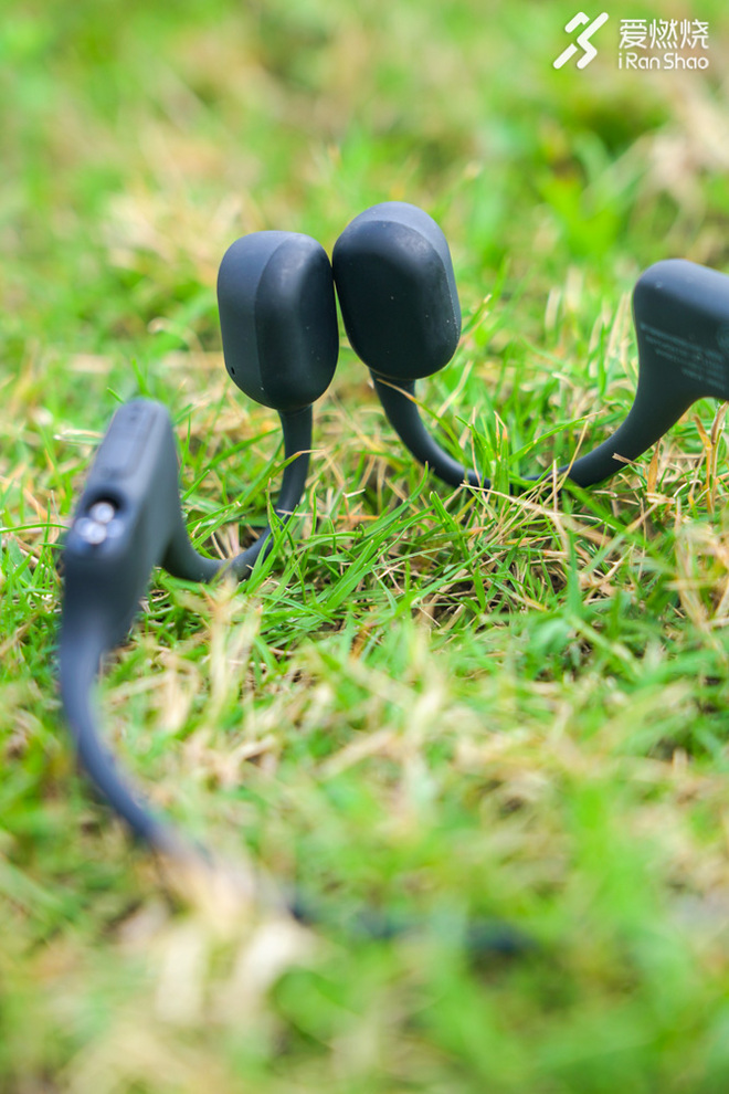 跑步时，我们需要什么样的音乐耳机？