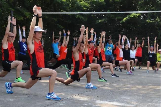 【上马10K】10公里精英赛小马达招募&装备领取攻略火热上线，还有斯凯奇SKECHERS为你准备的福利！