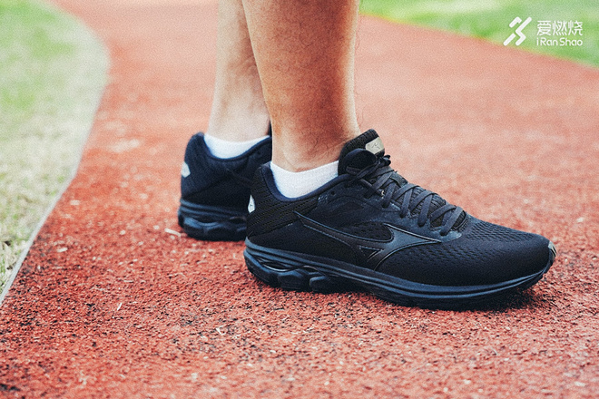 评测 | 精益求精，更胜往昔Mizuno Wave Rider 23