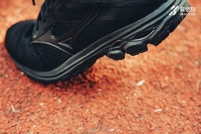 评测 | 精益求精，更胜往昔Mizuno Wave Rider 23