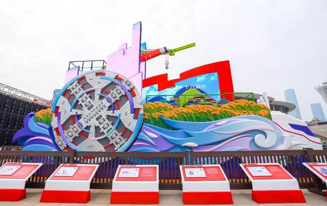 2019长沙国际马拉松雨中火辣开跑！驰骋一江两岸，感受星城巨变！