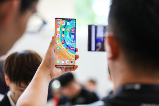 华为5G终端及全场景发布会 5G时代 改变运动