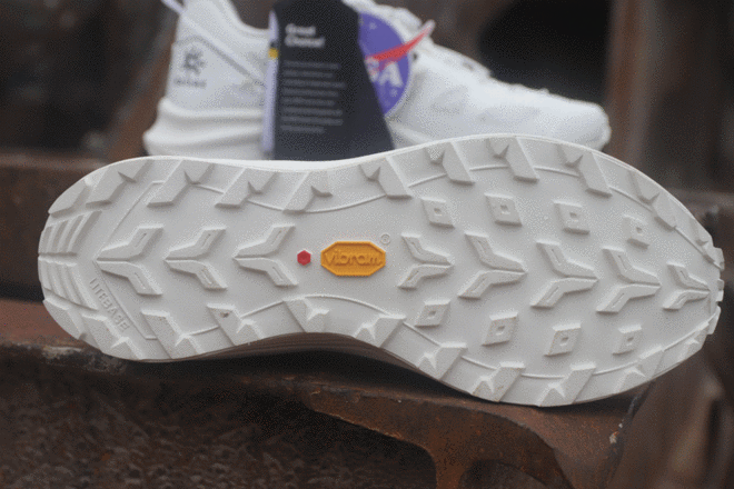 凯乐石 NASA联名款Fuga Pro越野跑鞋，黄龙越野赛体验