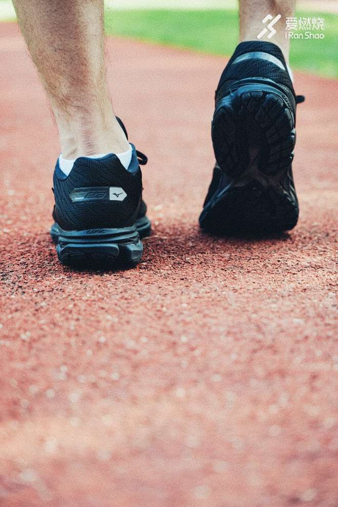 评测 | 精益求精，更胜往昔Mizuno Wave Rider 23