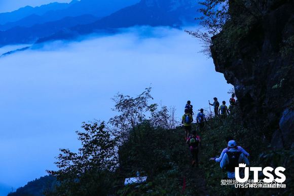 踏足秘境越野神农架