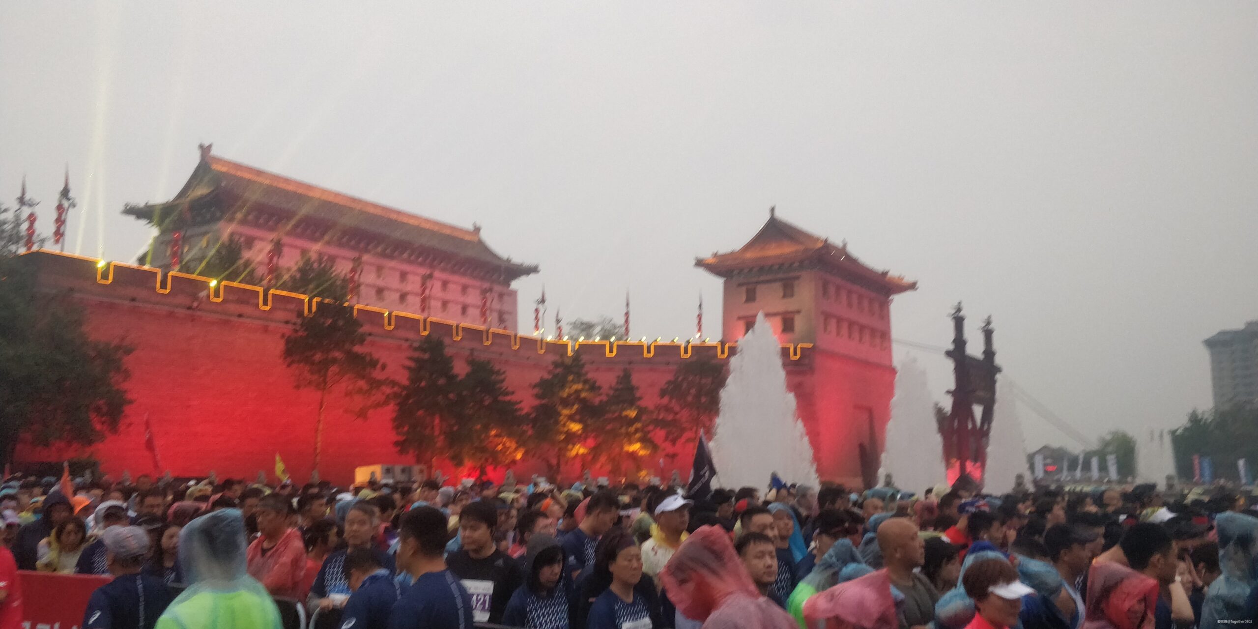 雨中看尽长安花——2019西安马拉松赛记