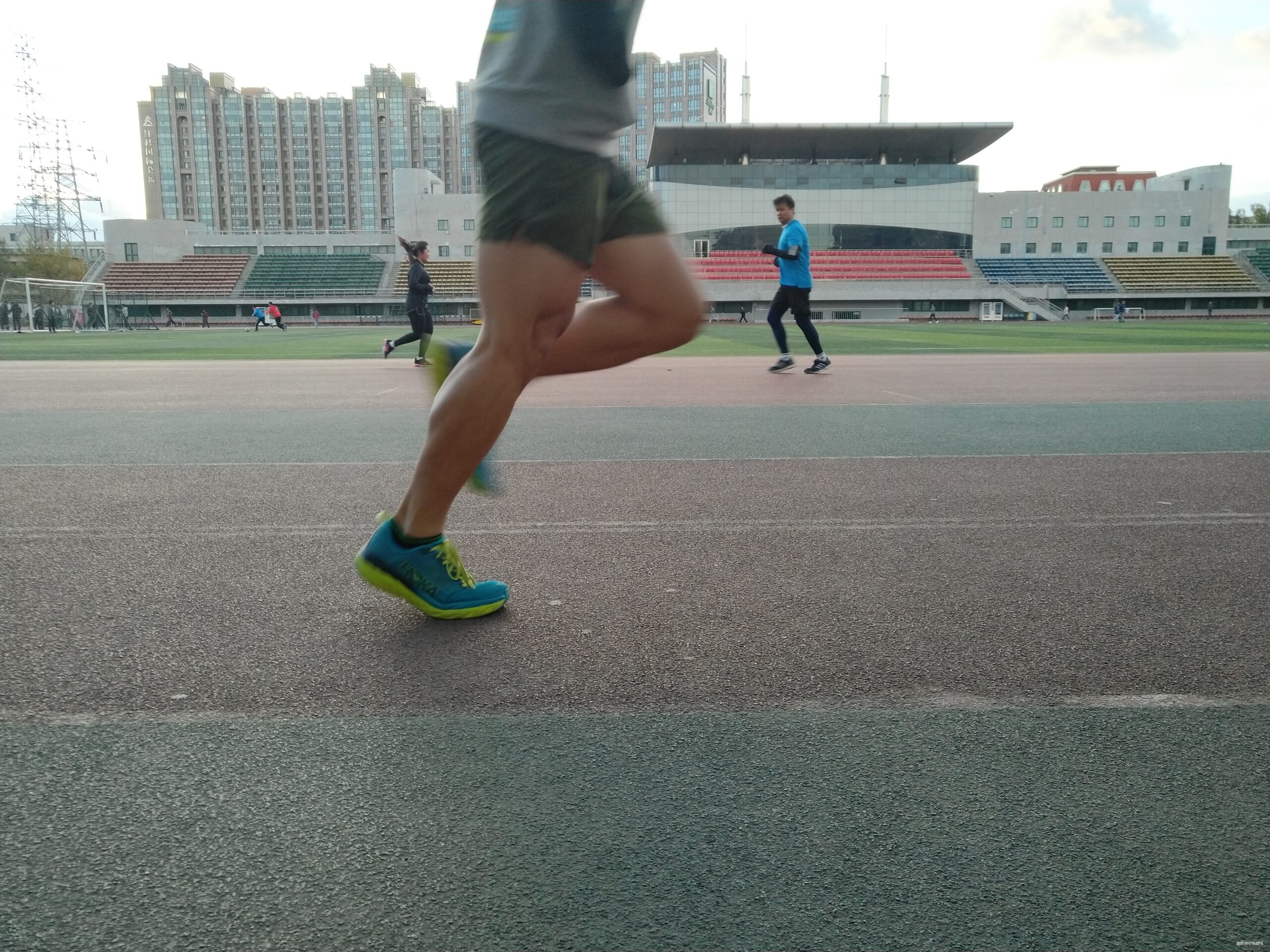 加勒比海棉花糖-HOKA ONE ONE Bondi6