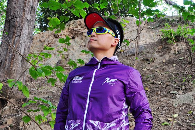 近视运动无负担，黑貂让你不孤单