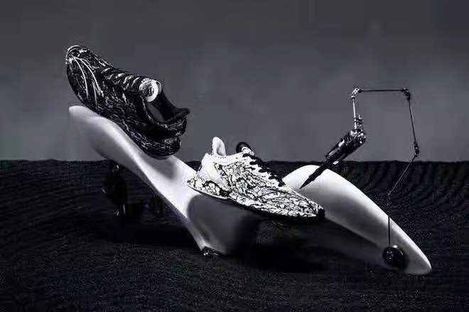 跑鞋 | 改变助力挑战 安踏C202 2.0