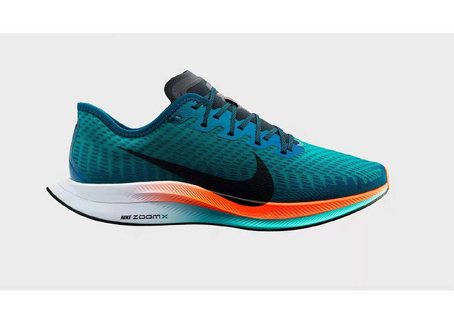 Nike Zoom系列箱根配色发售 基普乔格蝉联年度最佳男运动员| 跑圈十件事
