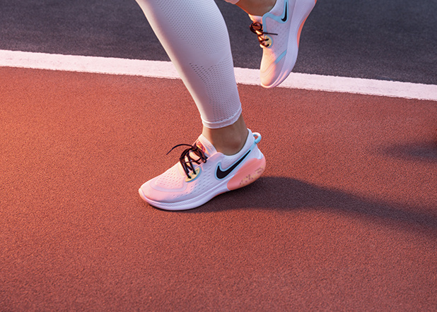 Nike Joyride Dual Run 更轻松舒适的跑步体验