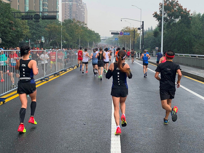 跑拍：2019杭州马拉松