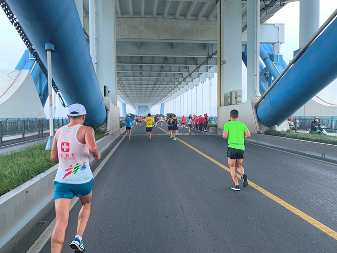跑拍：2019杭州马拉松