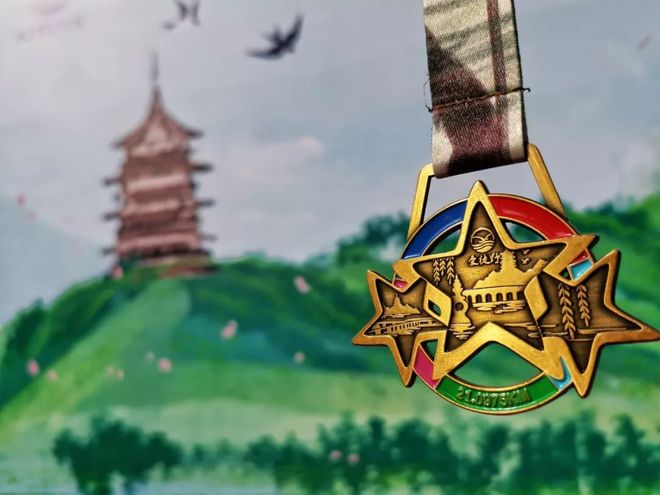 我去西湖跑半马，偶遇跑者施一公