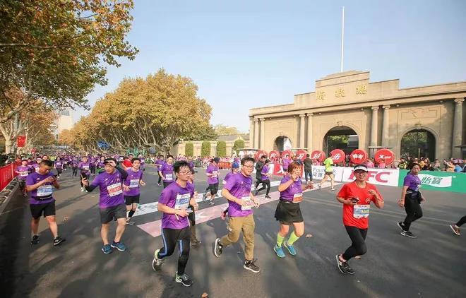 视频 | 山水城林 纵马金陵 2019南京马拉松